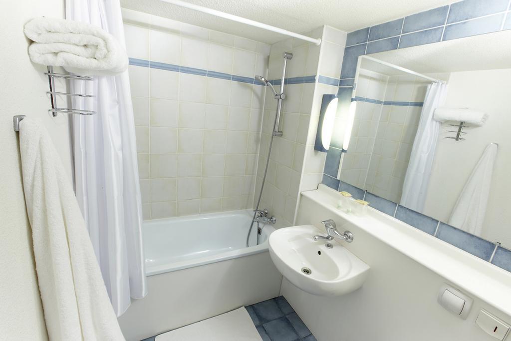 Campanile Hotel & Restaurant Горинхем Экстерьер фото